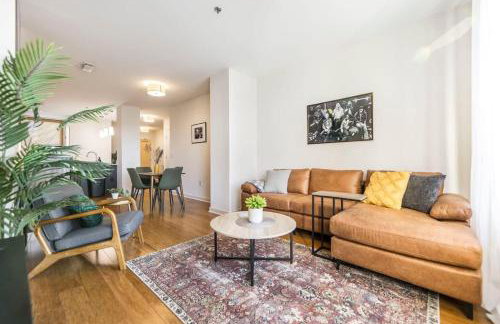 Sleek Apt in Historic DT Macon - Foto 7