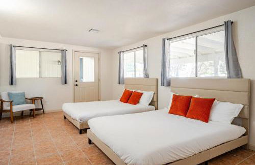 l NEW l 5BR 3BTH Large and Modern Home l Central LOC l 1 ACRE lot - Foto 41