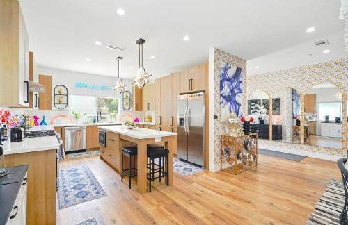 G- Luxe NoHo Family Home near Universal 15m and Hollywood 10m - Foto 16