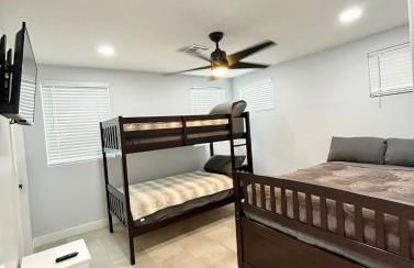 NEW! Private Lux Home Near Airport, Affordable AZ - Foto 10