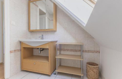 Jolie maison et sa véranda pour de belles vacances - Photo 16