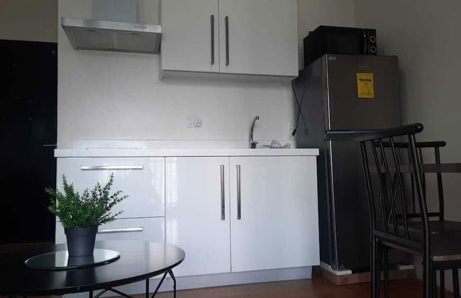 Oasis Regency at Acqua Livingstone near Rockwell - Foto 8