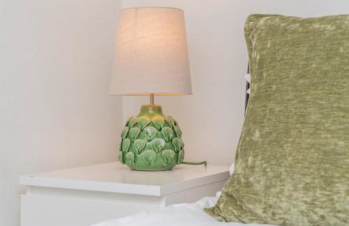 Georgian Elegance with Patio Garden West End - Pass the Keys - Foto 16