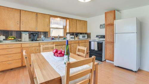 Hike, Ski and Ice Fish! Cozy Bungalow in Cedar - Foto 2