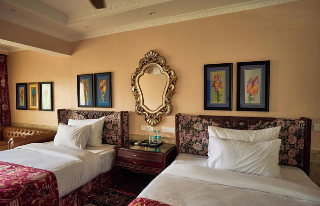 Mayfair Manor Alibag - Foto 8