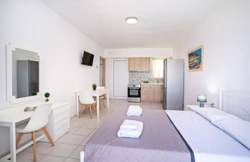 Azure Seaside Apts - Photo 21