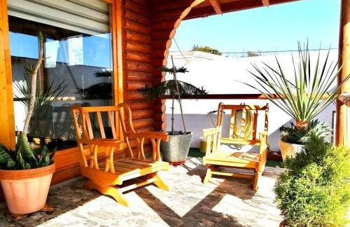 Wild House - Photo 26