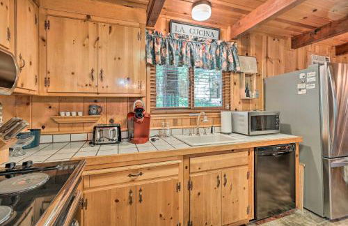 Comfortable Mi-Wuk Village Cabin Hike and Ski! - Foto 13