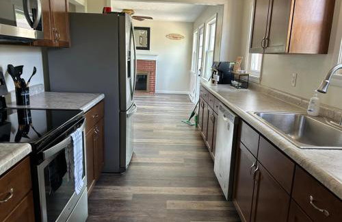 Charming House, just a short walk to downtown - Foto 44