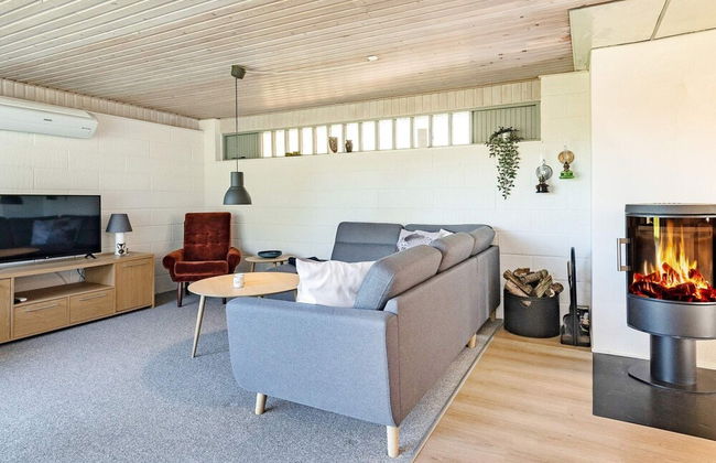 6 Person Holiday Home in Veslos - Photo 15