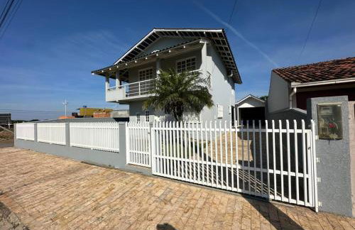 Ampla casa com 5 quartos e vista para o mar - Photo 1