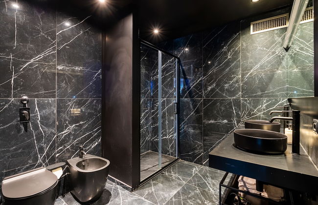 The King Of Milan - Foto 12