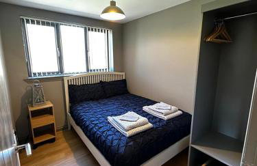 Spacious 3-Bedroom Chalet on Country Estate near Glasgow - sleeps 6 - Photo 9