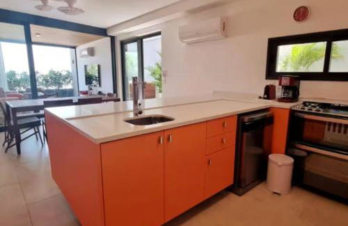 Luxo à beira mar com Jacuzzi particular - Foto 31