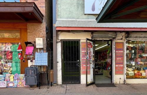 Walk to outlets free designated parking - Foto 9