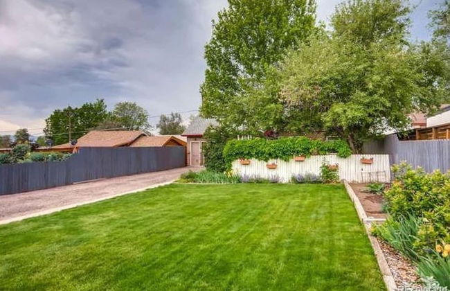 The Dream-like Garden Oasis in Sloan's Lake - Photo 19