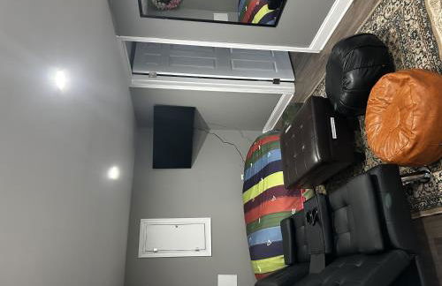 Single home, 4 beds, 2 baths - Foto 33