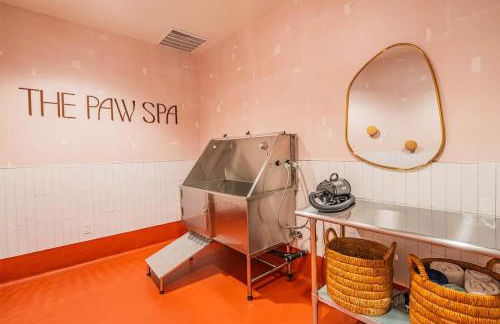 Stylish 1BR HighRise DT, Parking, Pool, Gym, W-D, Golf - Foto 7