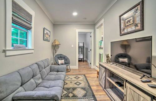 Crystal River Cabin with Scenic View and Fire Pit - Foto 9