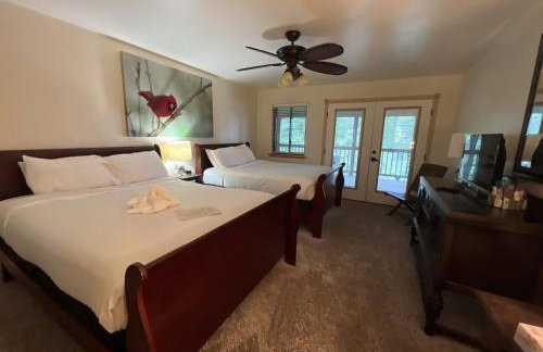 C21, Three bedroom, three bath log-sided, luxury Harbor North cottage with hot tub cottage - Foto 52