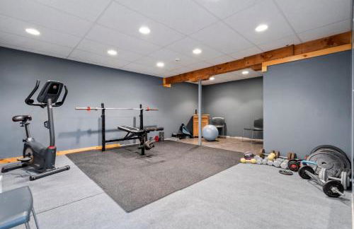 The House on Cranberry - For 8 - Photo 35