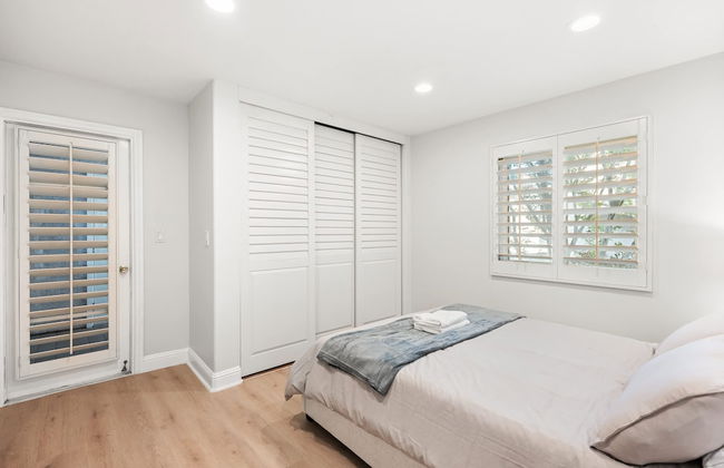 Waterfront Retreat With Stunning Views Modern Co - Foto 53