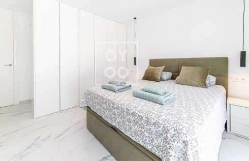 Villa Coral, chic coastal design, saltwater pool - by OYOOSTAYS - Foto 23