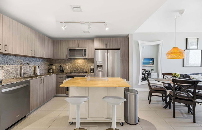 Downtown Doral Condo w-Free Parking - Foto 21