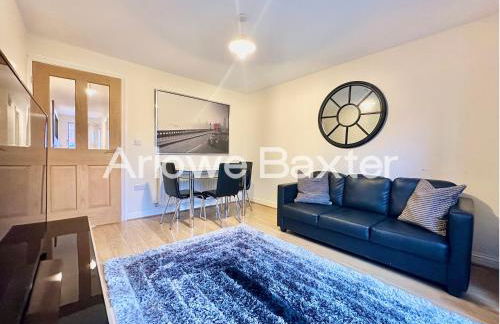 Modern 4-Bedroom House, Families and Contractors - Foto 20