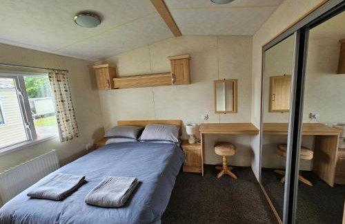 Honey Cottage Caravan Park - Foto 8
