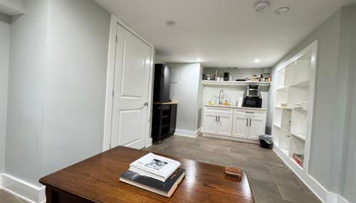 NIce Updated Basement in DC near transportation - Foto 4