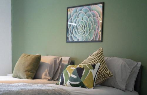 Spacious 3 Bed House, 5mins to HS2/ NEC/Airport. - Foto 80