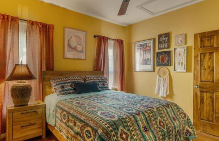 Stockyards 5 mins, New, Sleeps 8 Cedar House, TCU - Foto 10