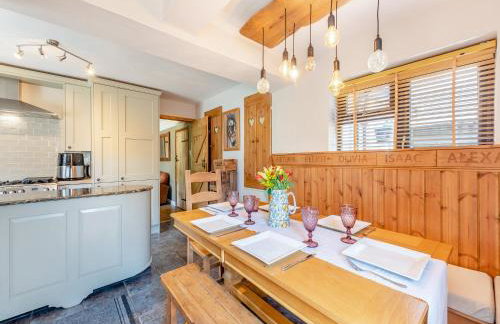 Egmont Farmhouse - Photo 11