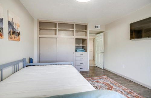 Close to Golf Sun City Escape with Furnished Porch! - Foto 18