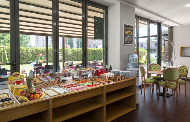 Tomis Garden Aparthotel - Photo 35