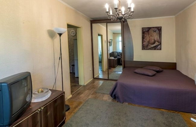 Apartment - Vernadskogo 79 - Photo 2