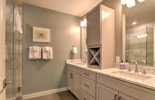 Luxe Townhouse with Garage and Terrace - Foto 14