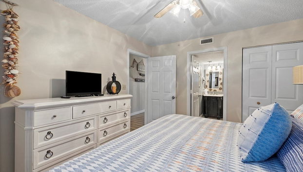 Pelican Beach 1506 1 Bedroom Condo by Pelican Beach Management - Photo 4, Room