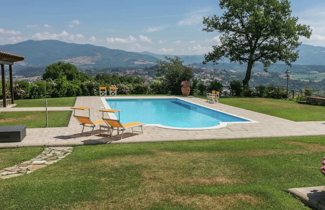 Scenic Stay in Poppi With Pool - Foto 27