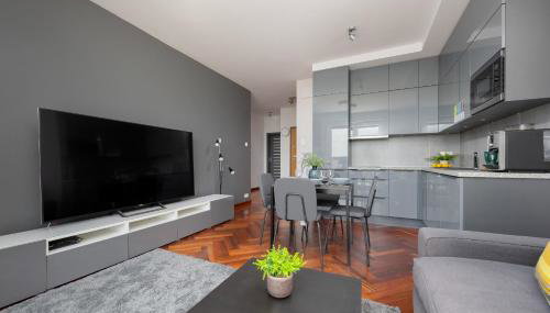 Nowoczesny Apartament z Parkingiem na Pradze Południe w Warszawie by Noclegi Renters - Foto 4