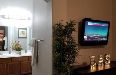 A - Fully remodeled and professionally decorated - Foto 15