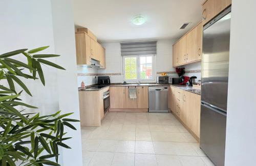 Villa Sofía - 2 bedroom villa with private pool and garden - Foto 48