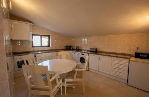 A House With a View - Foto 13