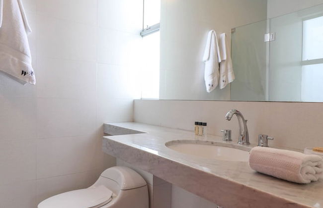 w Radiant 2BR w Modern Terrace in Miraflores - Foto 30