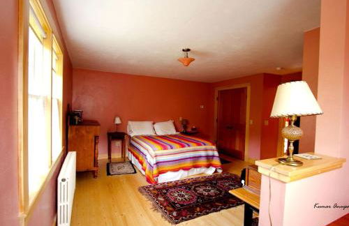 Idyllic Cottage Rental near Mount Mansfield State Forest, Vermont - Photo 4