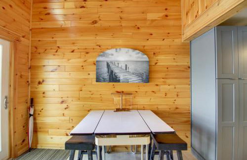 Dock and Fire Pit Lakefront Cabin in Deer River! - Foto 6