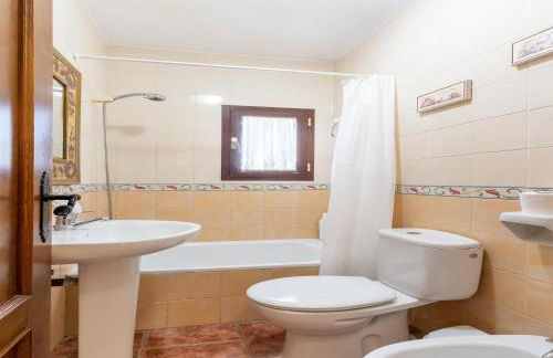 Studio in Spain with Private Pool and Garden - Foto 30