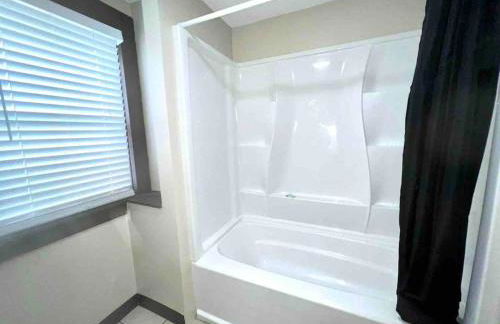 Vintage cute house 5 min from the beautiful Falls! - Foto 6