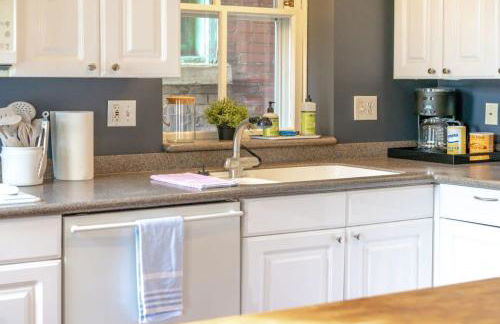 Classic Soulard 4BR Private Yard ABODEbucks - Foto 12